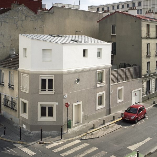 UNIT 6_+ sharmily guyot_(c) emmanuelle blanc 